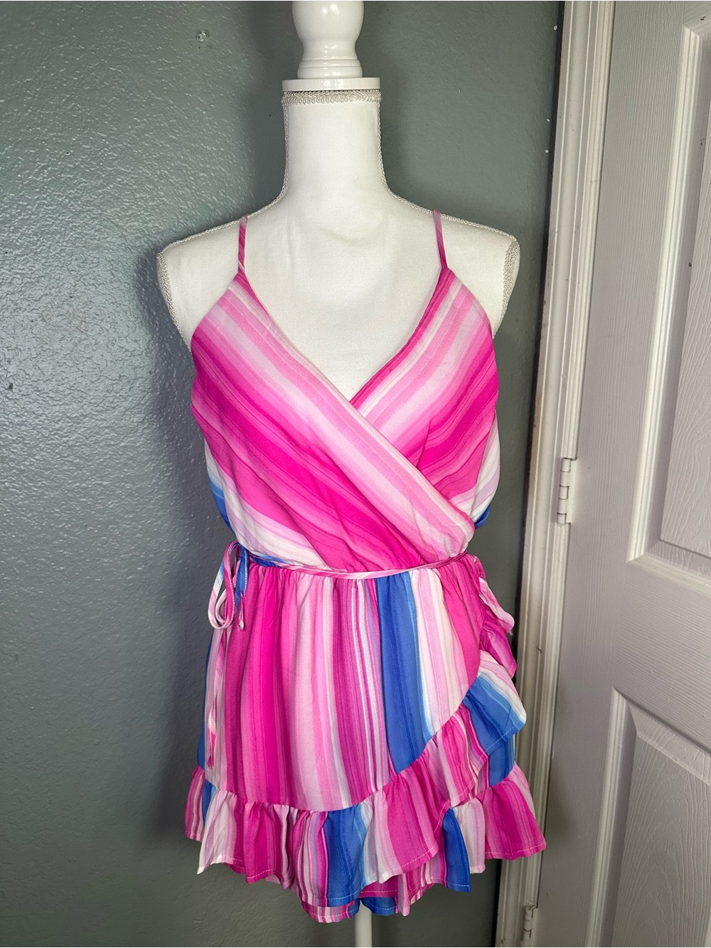 Pink Lily Striped Romper size small